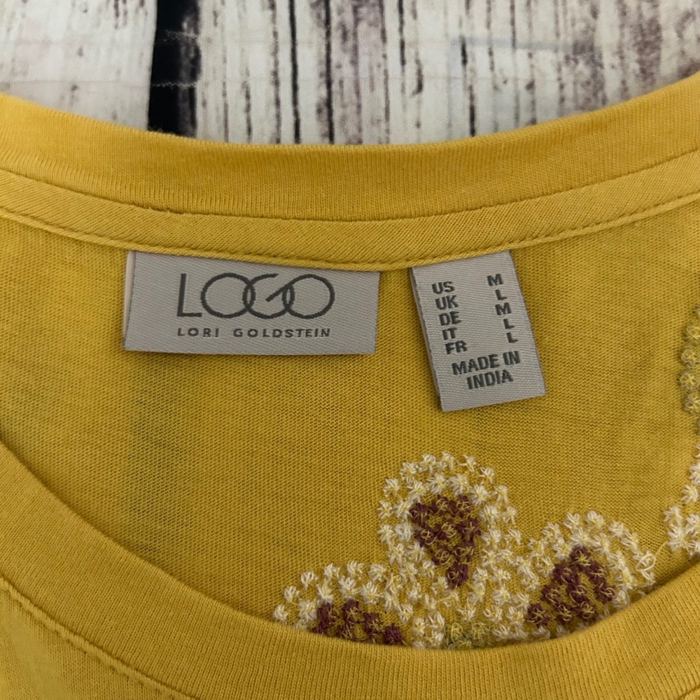 LOGO Lori Goldstein Mustard Yellow Floral Embroidered Sharkbite Boho Tunic Top M - Picture 5 of 7